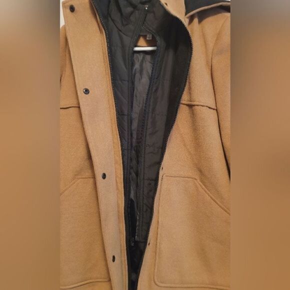 CROFT &‎ Barrow Camel Hooded Coat - Picture 2 of 5